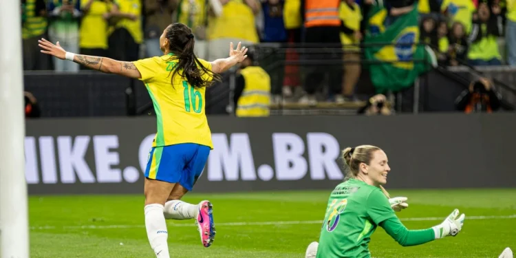 De virada, Seleção Brasileira Feminina vence os EUA por 2 x 1